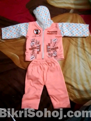 বাচ্চাদের শীতের সেট ২৫০ পিস (পাইকারি দাম থেকেও ৩০% ছাড়ে)